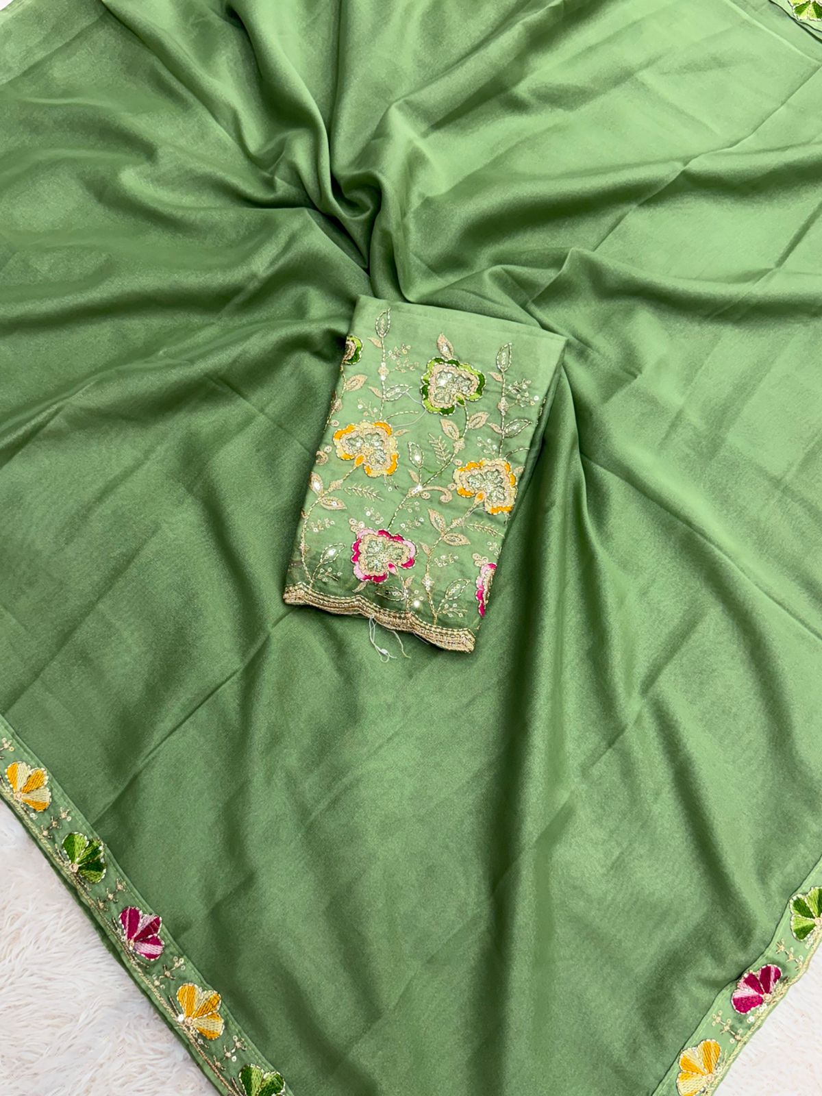 Smita desiner_ parrot green