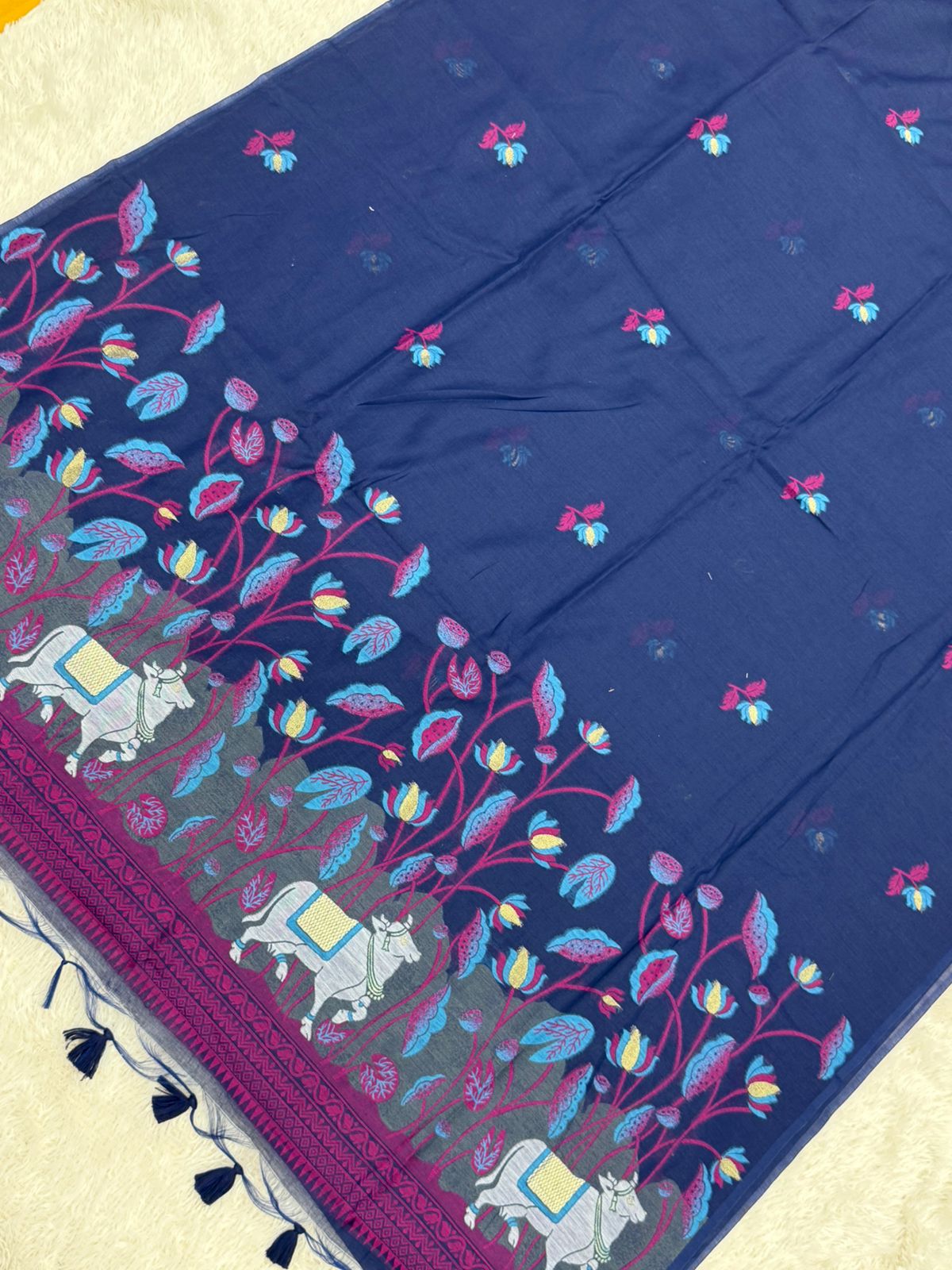 Vatika_Navy Blue