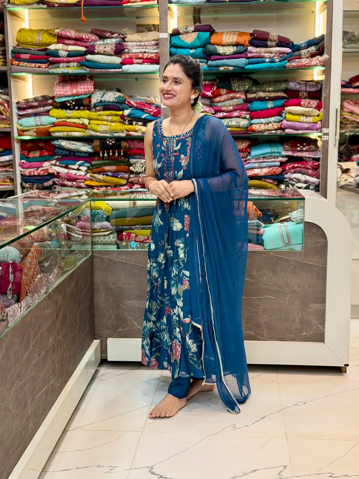 Meera vertical soft ambrella dress - Navy Blue