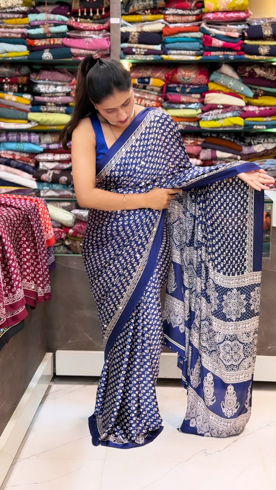 Semi gaji silk