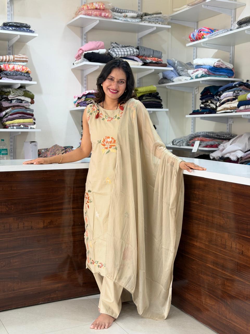 Flower design dabu dress set - Off White