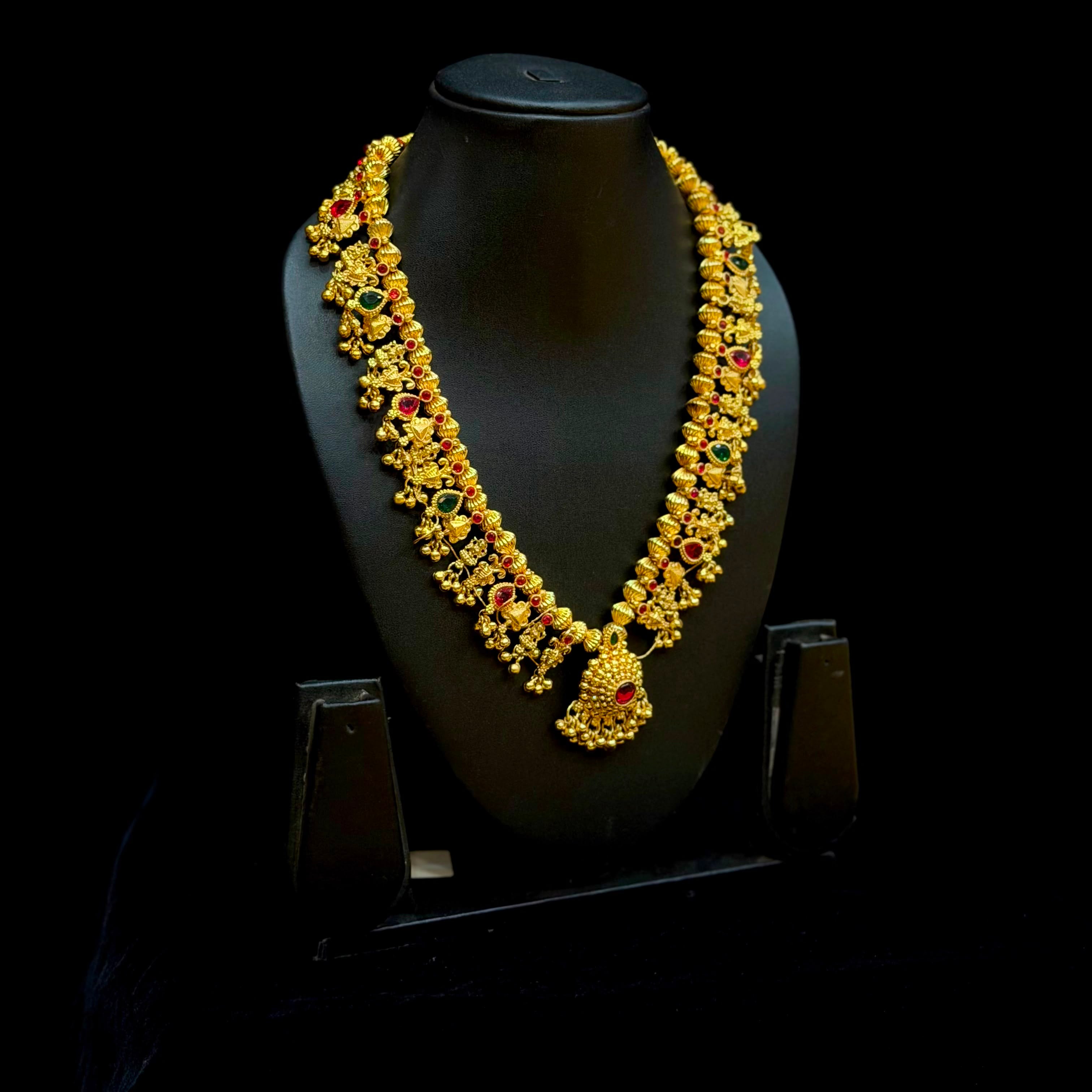 Laxmi kolhapuri saaj