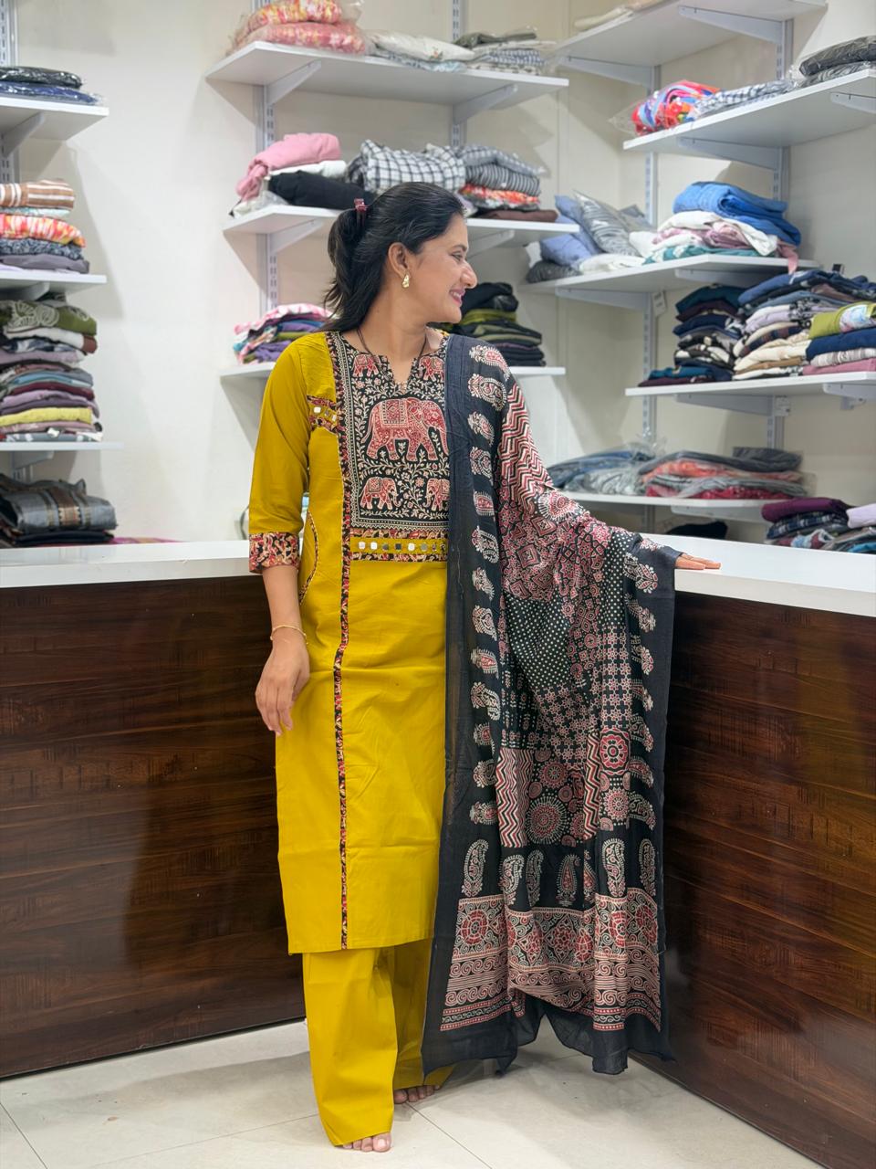 Elephant Design Dress Set - Lemon Yellow