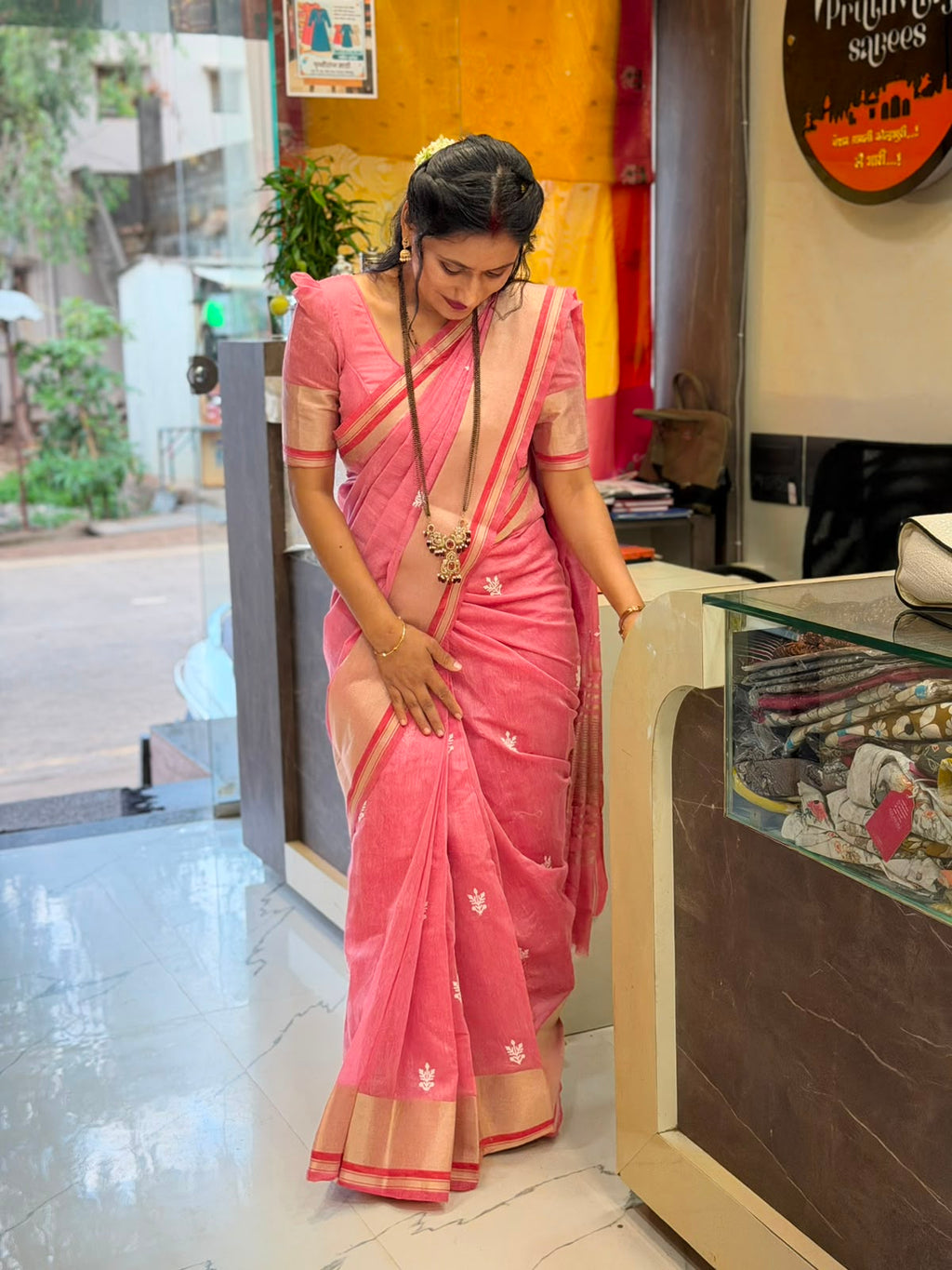 Thread Work Pattern Saree - Pink