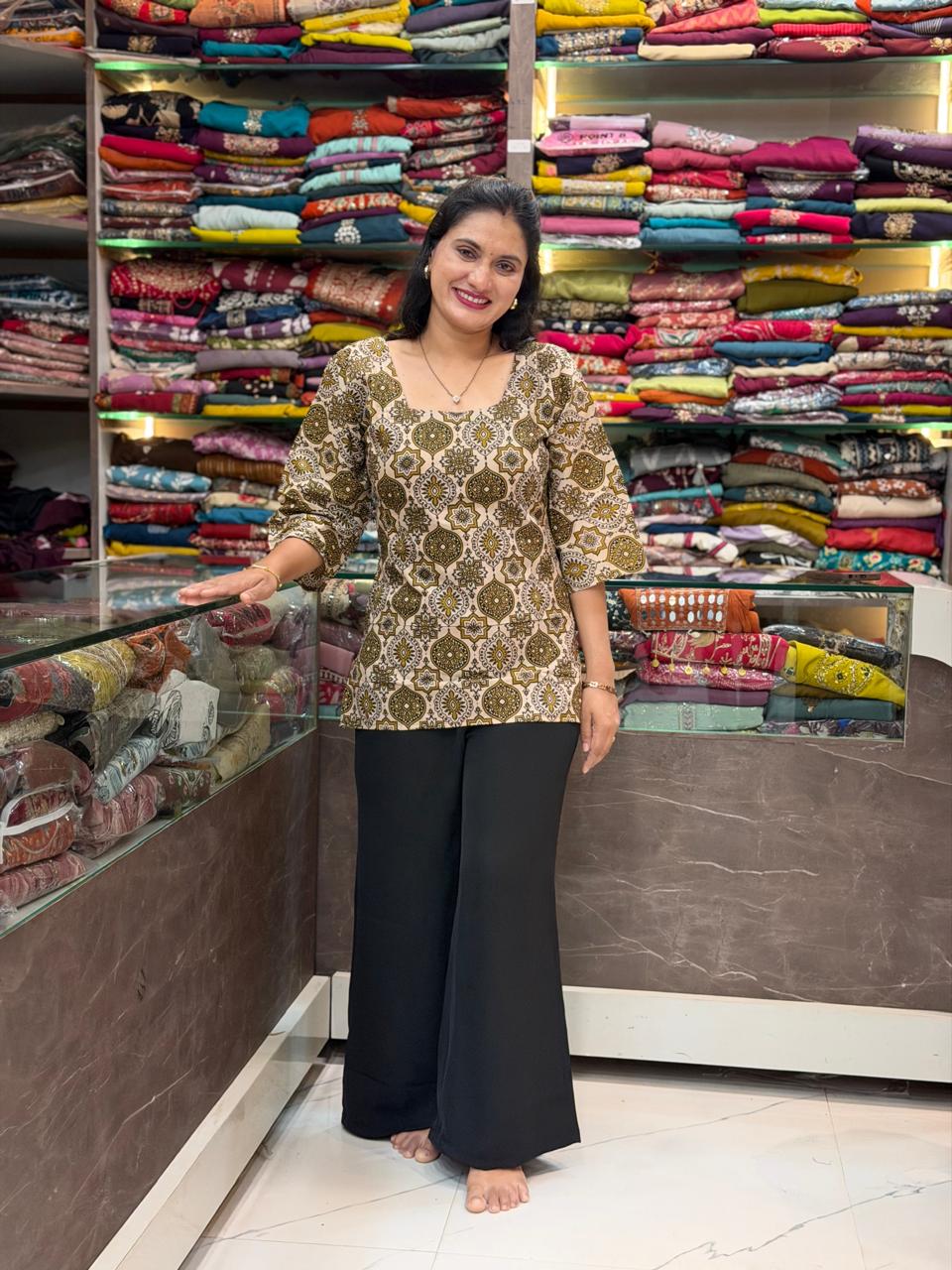 Back Note Pattern Kurti  - Mehandi
