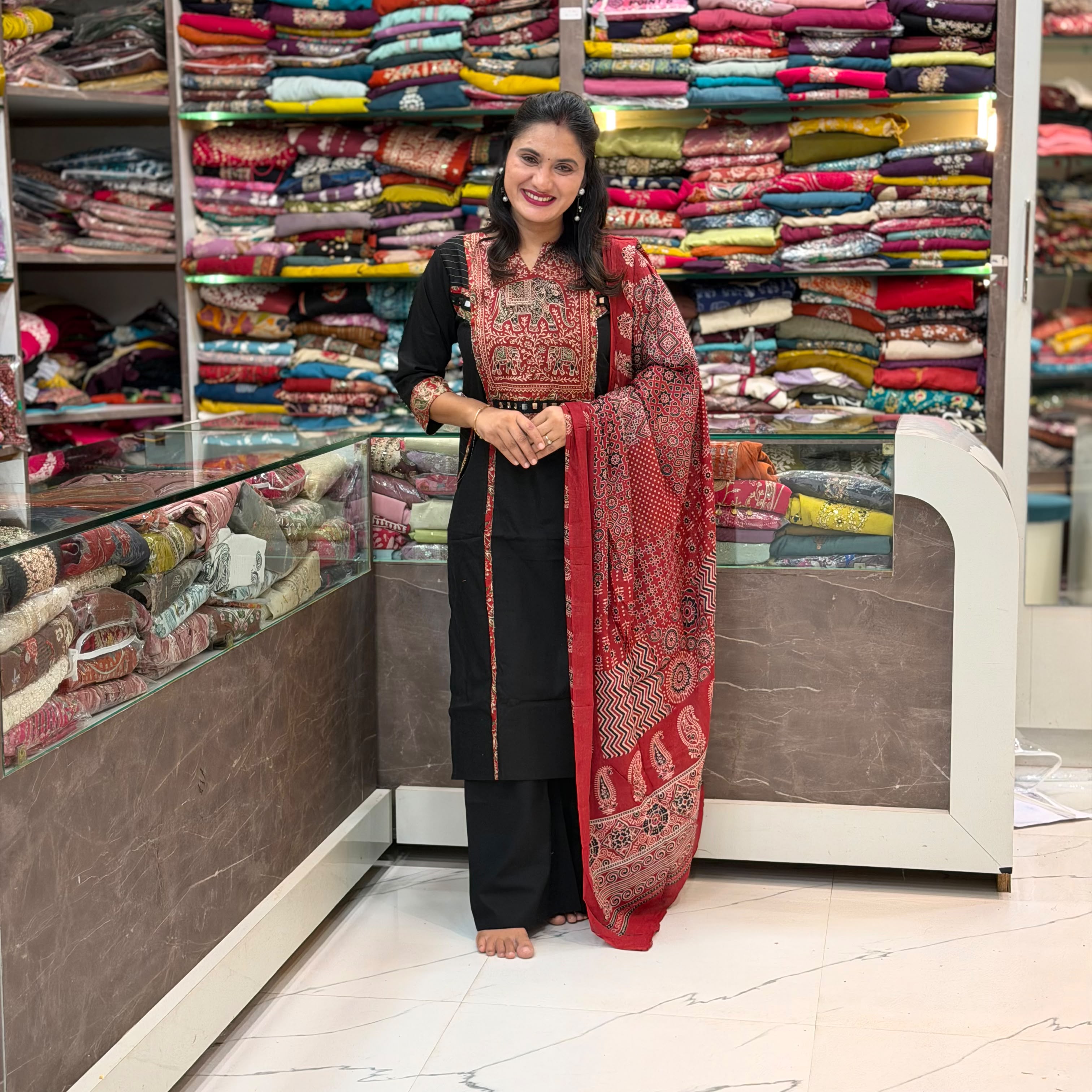 Tanuja_Black