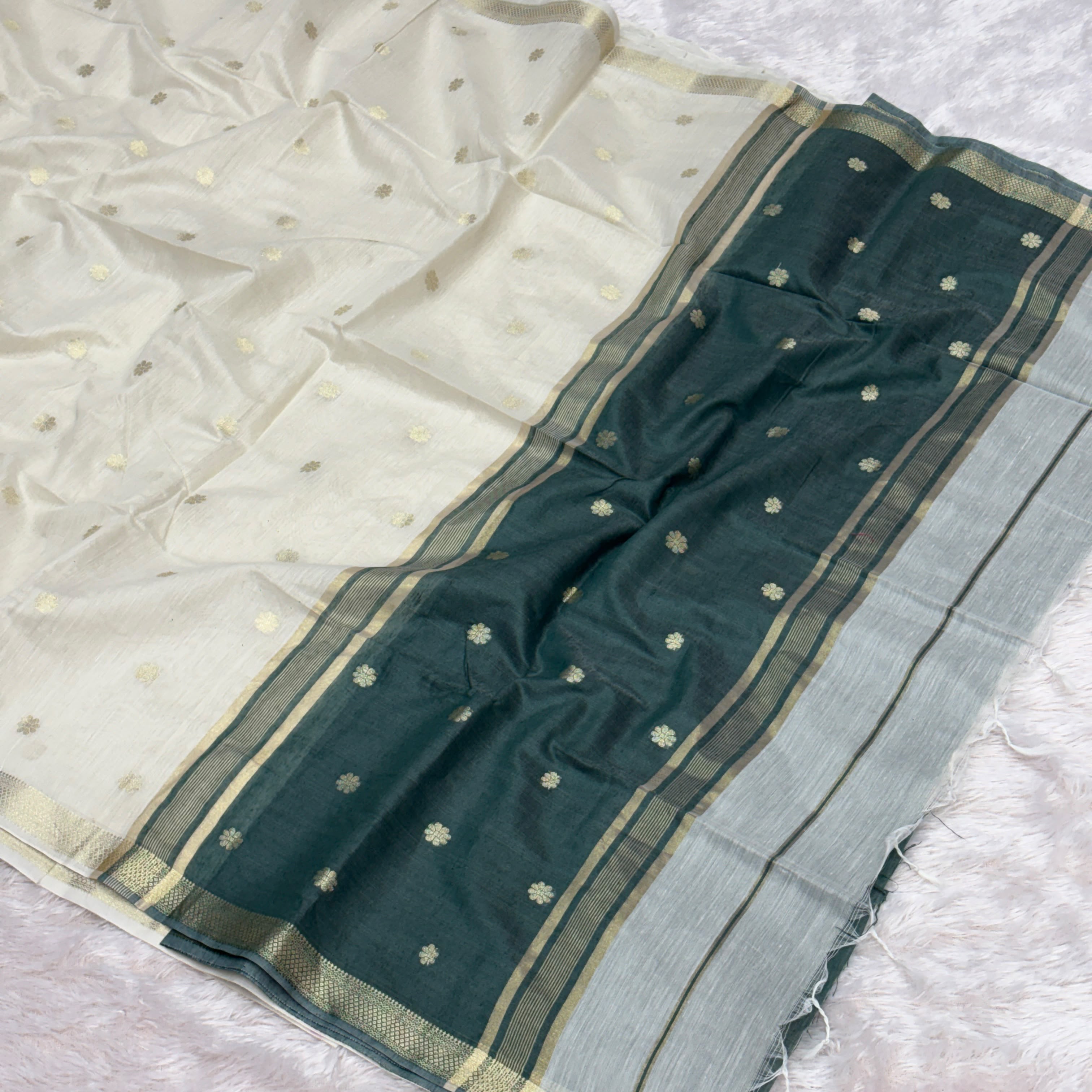 Flower Maheshwari Saree - Green