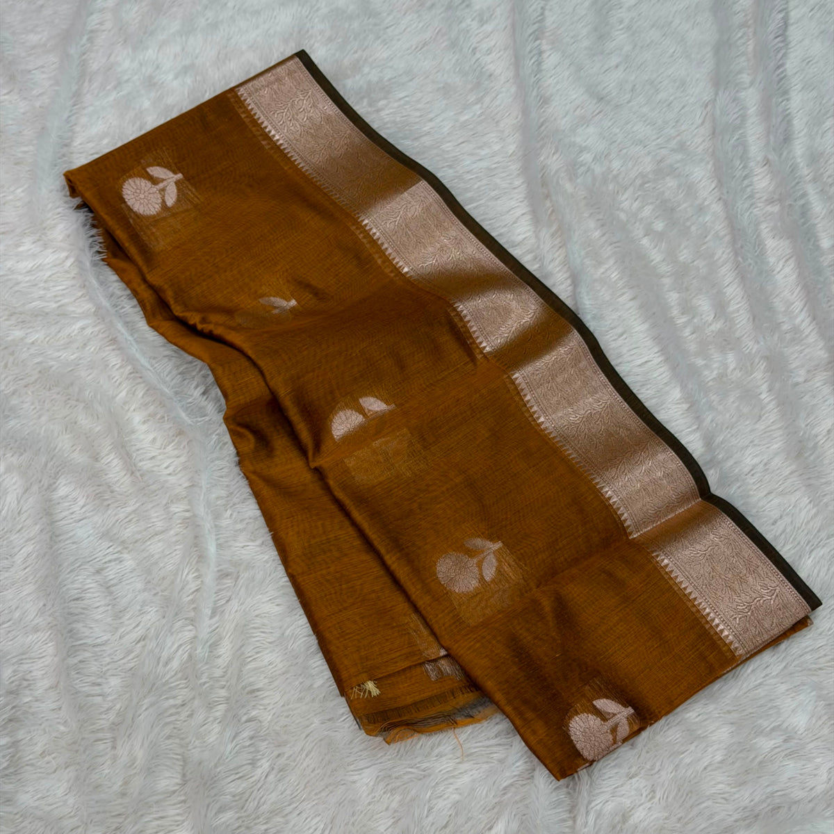Flower Maheshwari Saree - Jaggery
