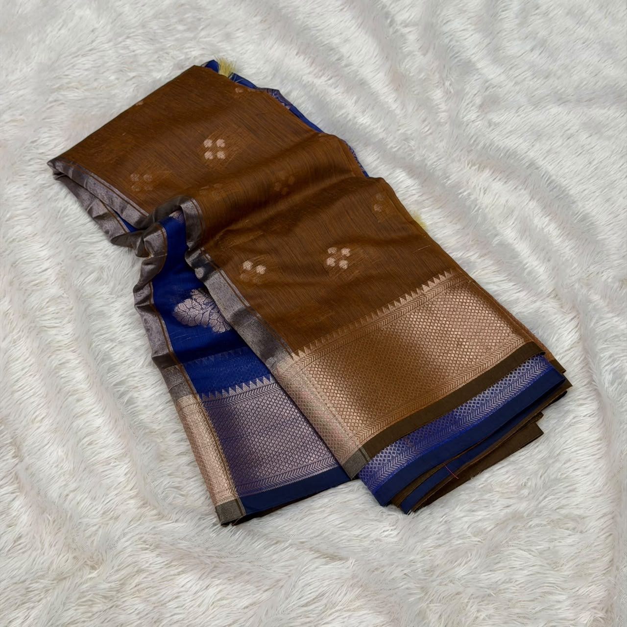 Radha Maheshwari Saree - Jaggey