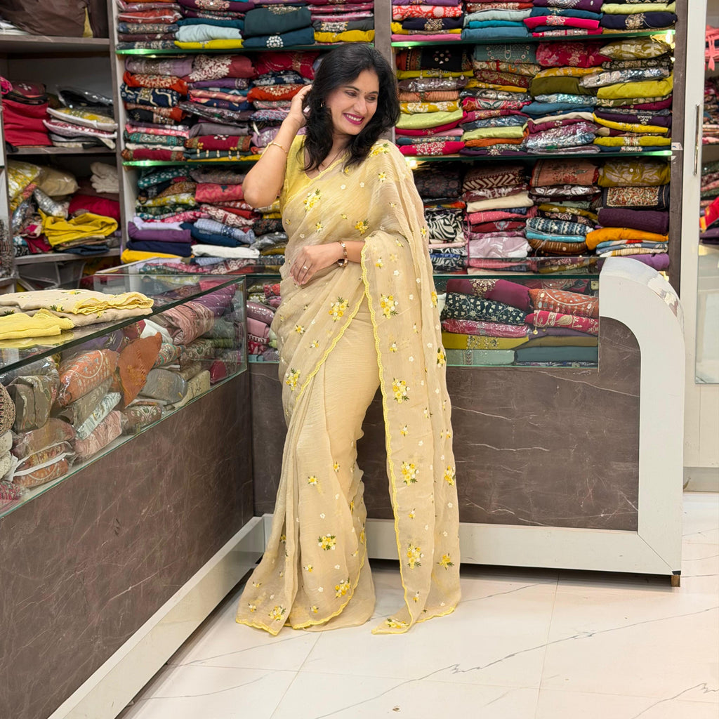 Crunchy Sapara Shine Saree