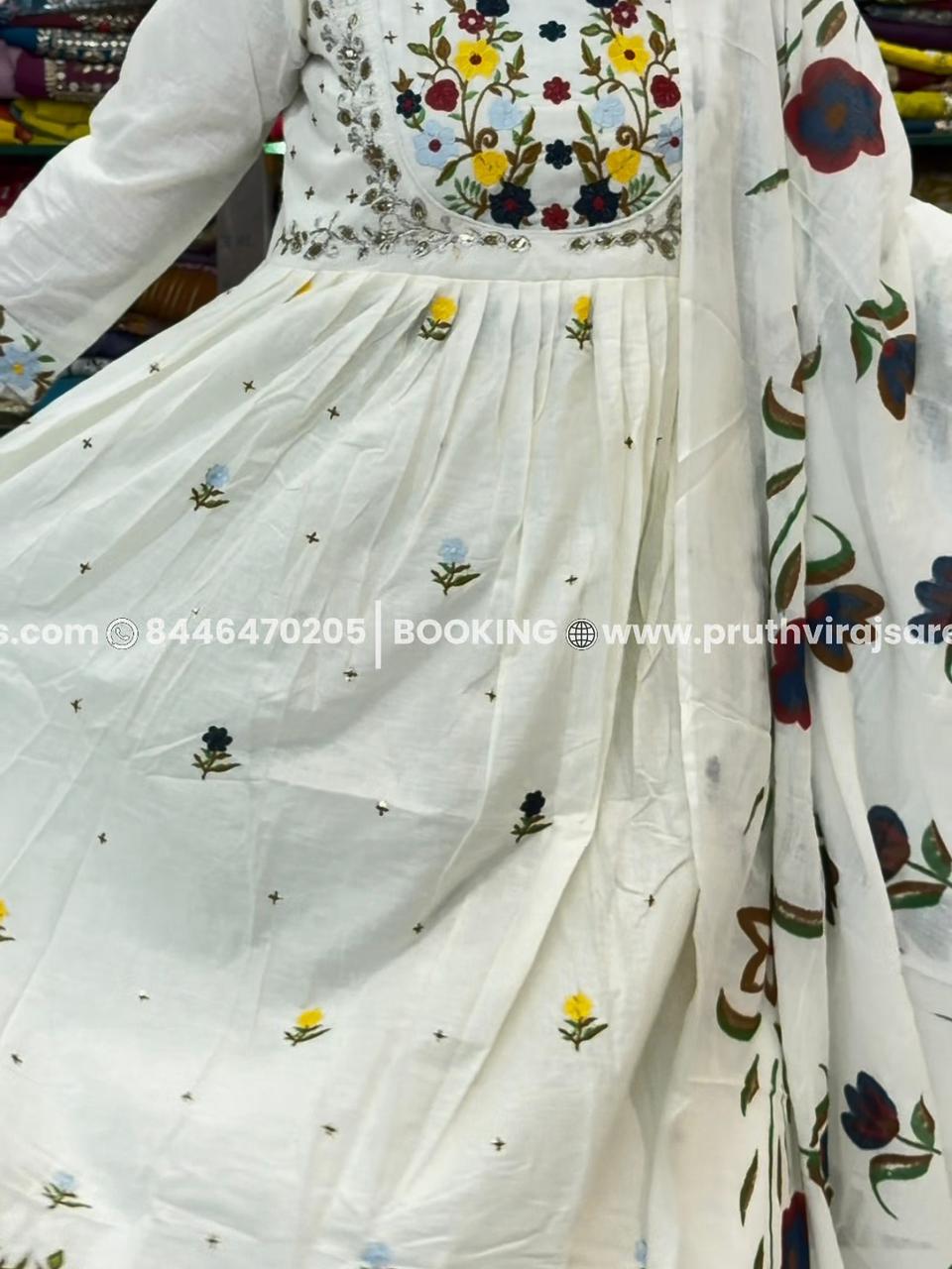White colour Umbrella Set