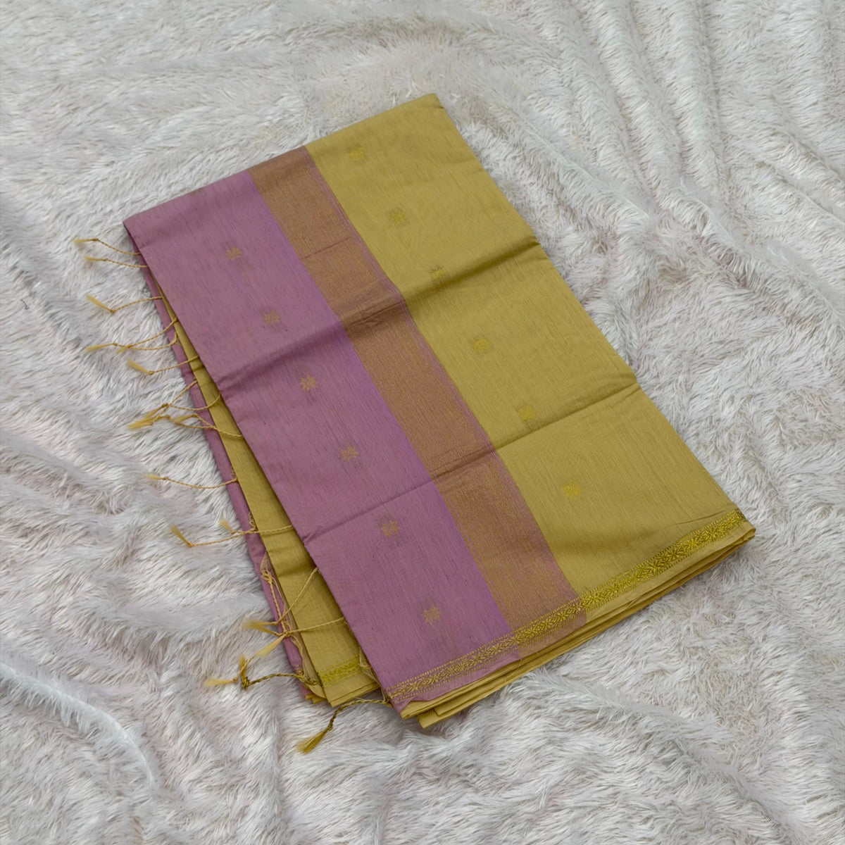 Flower Maheshwari Saree-Cream With Levender