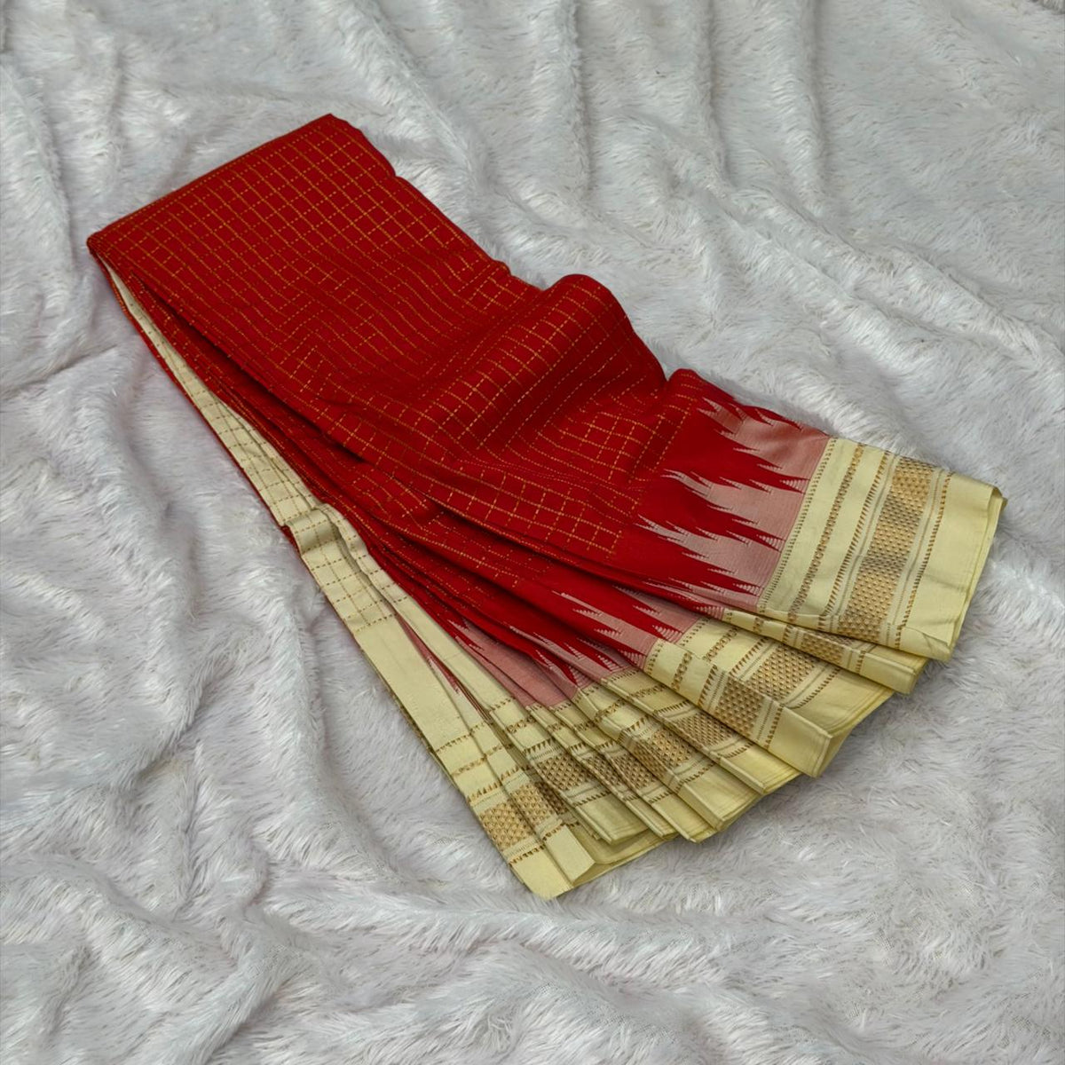 Riya Bottle Green Saree - Red