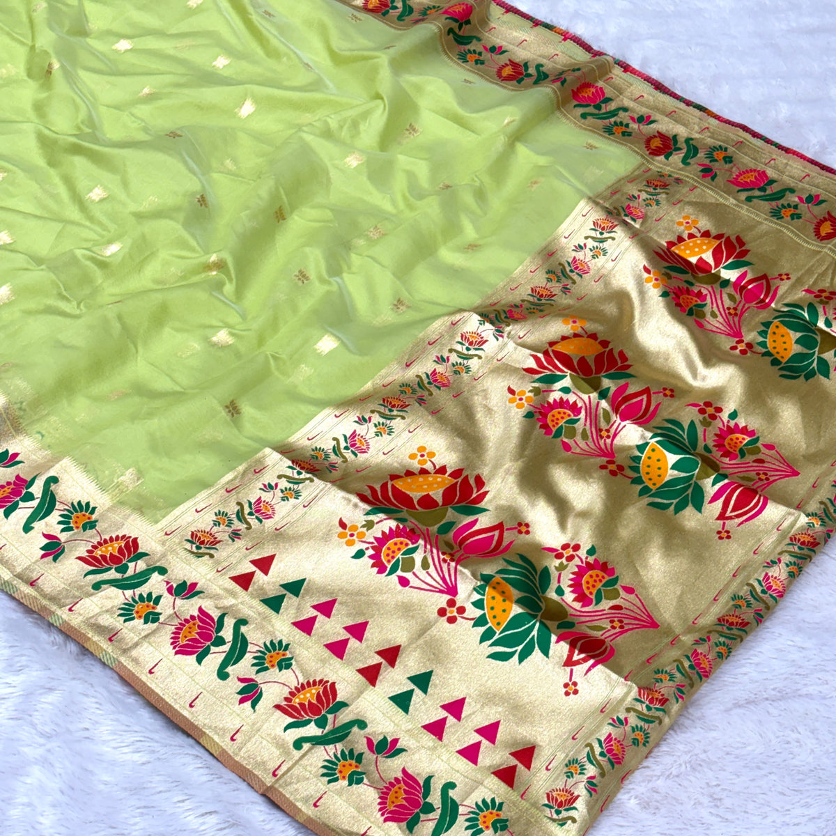Lotus Boarder Bamboo Organza Saree - Parrot Green