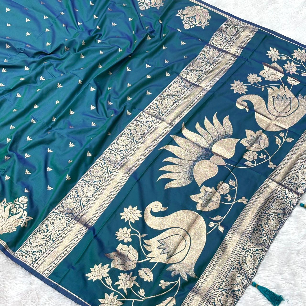 Rajalaxmi Soft Silk Saree- _MORPANKHI