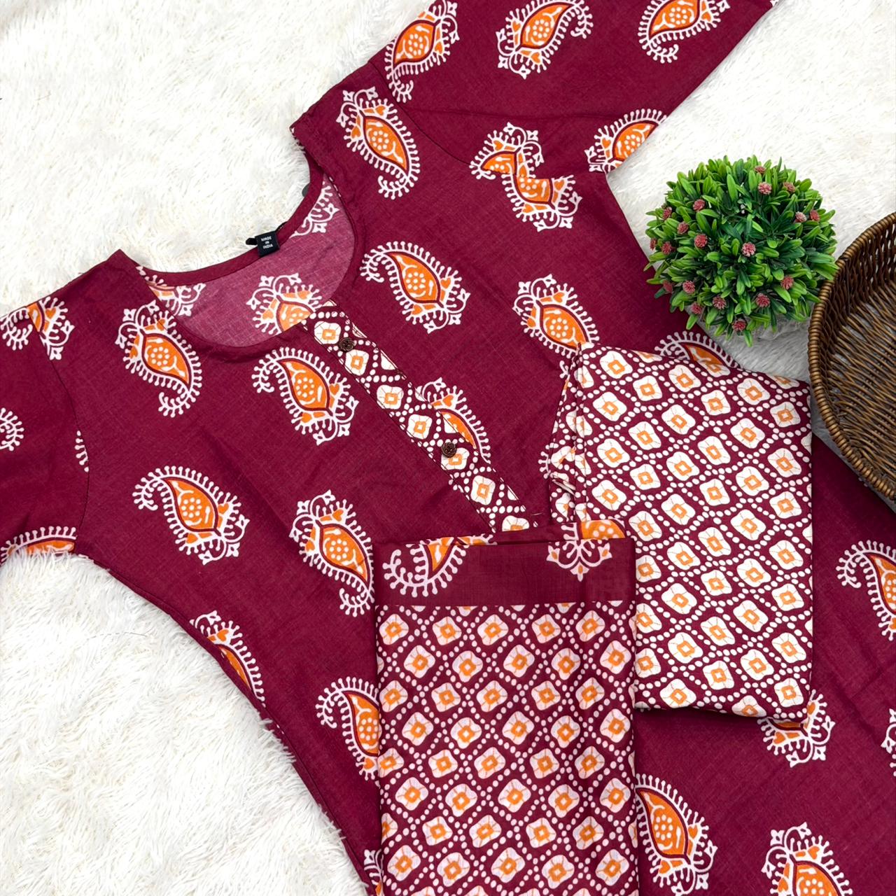 Ajarak print 3 pec dress set - Maroon