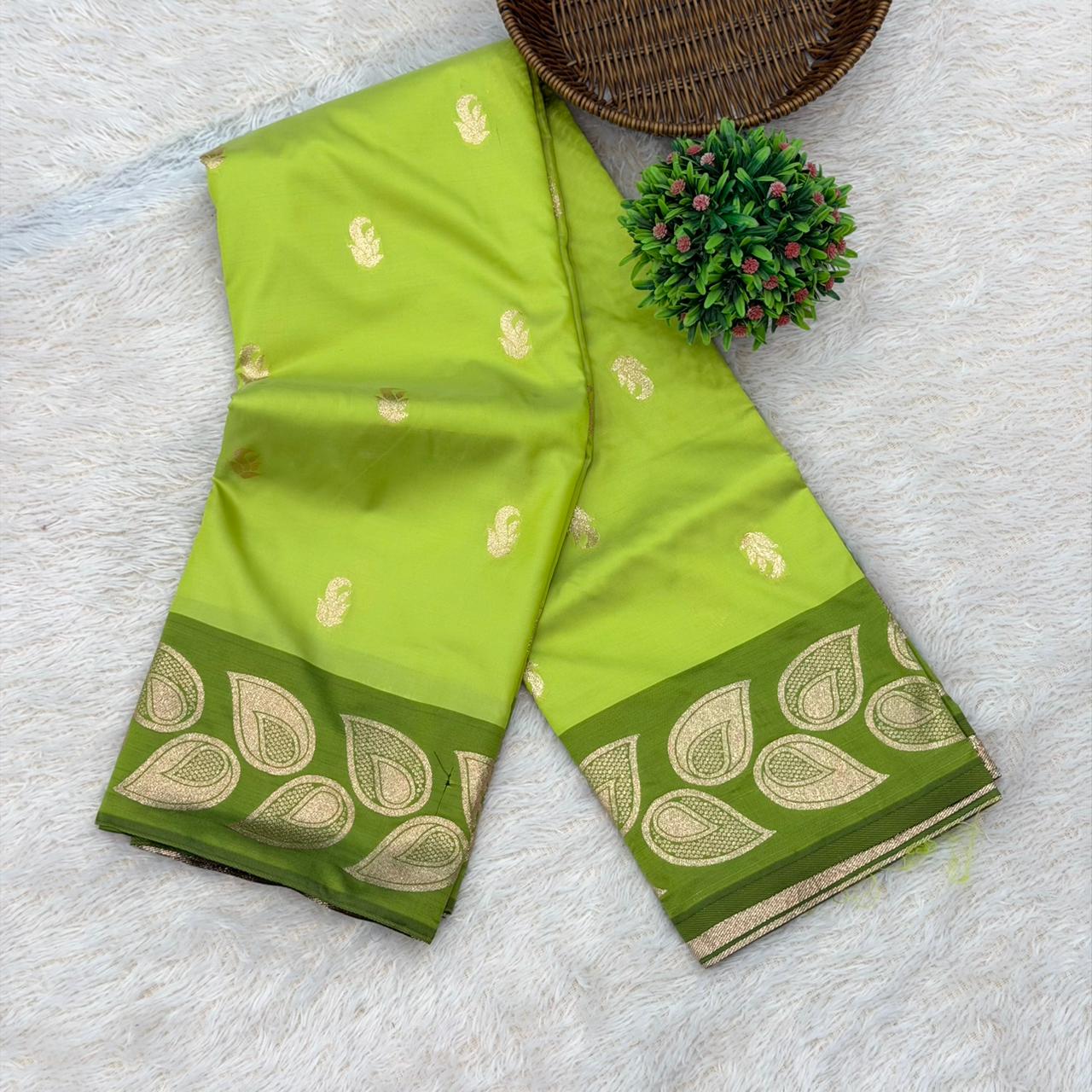 RADHA  - Parrot green