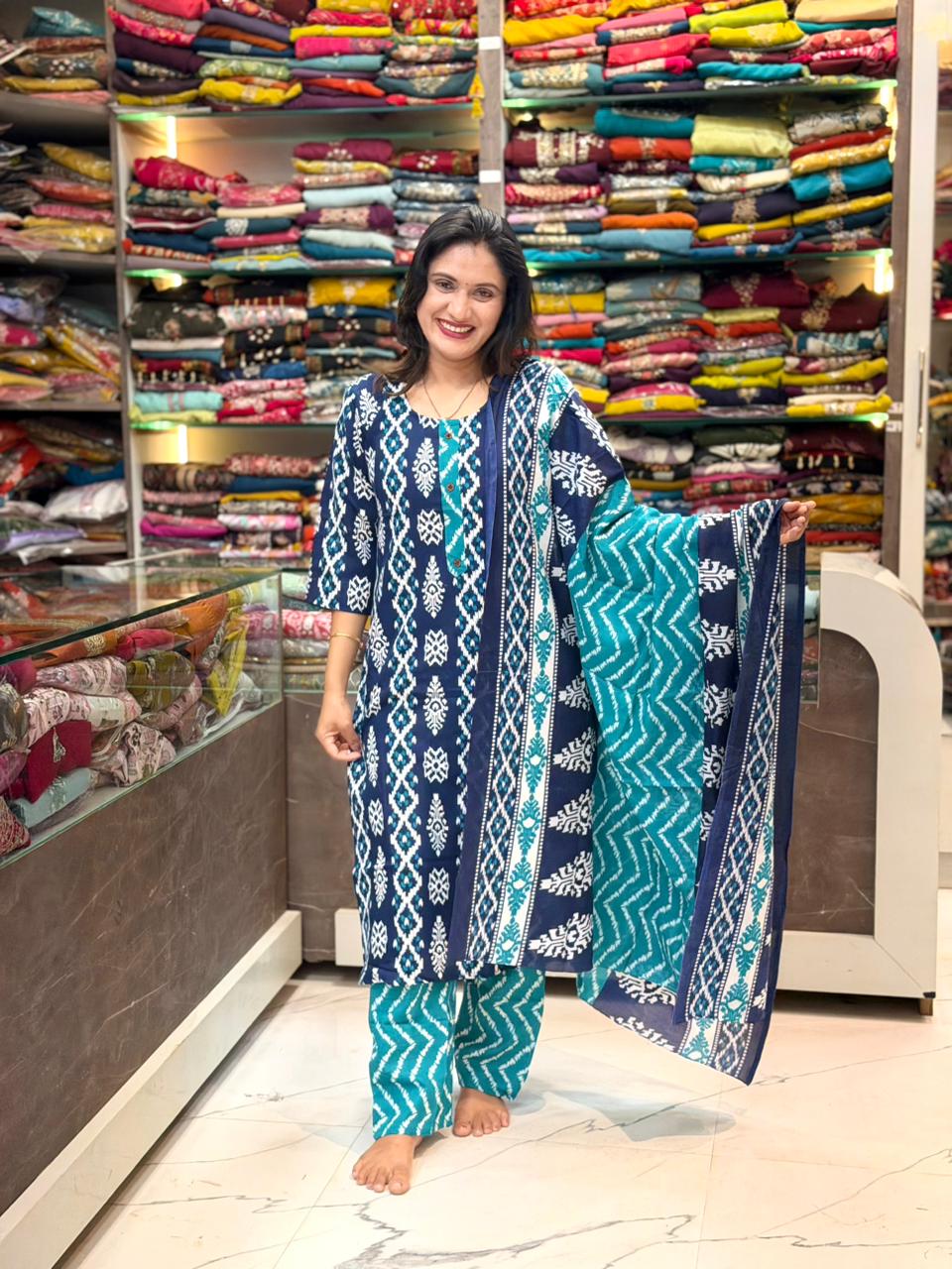 IKAT 3 PIECE SET_NAVY BLUE