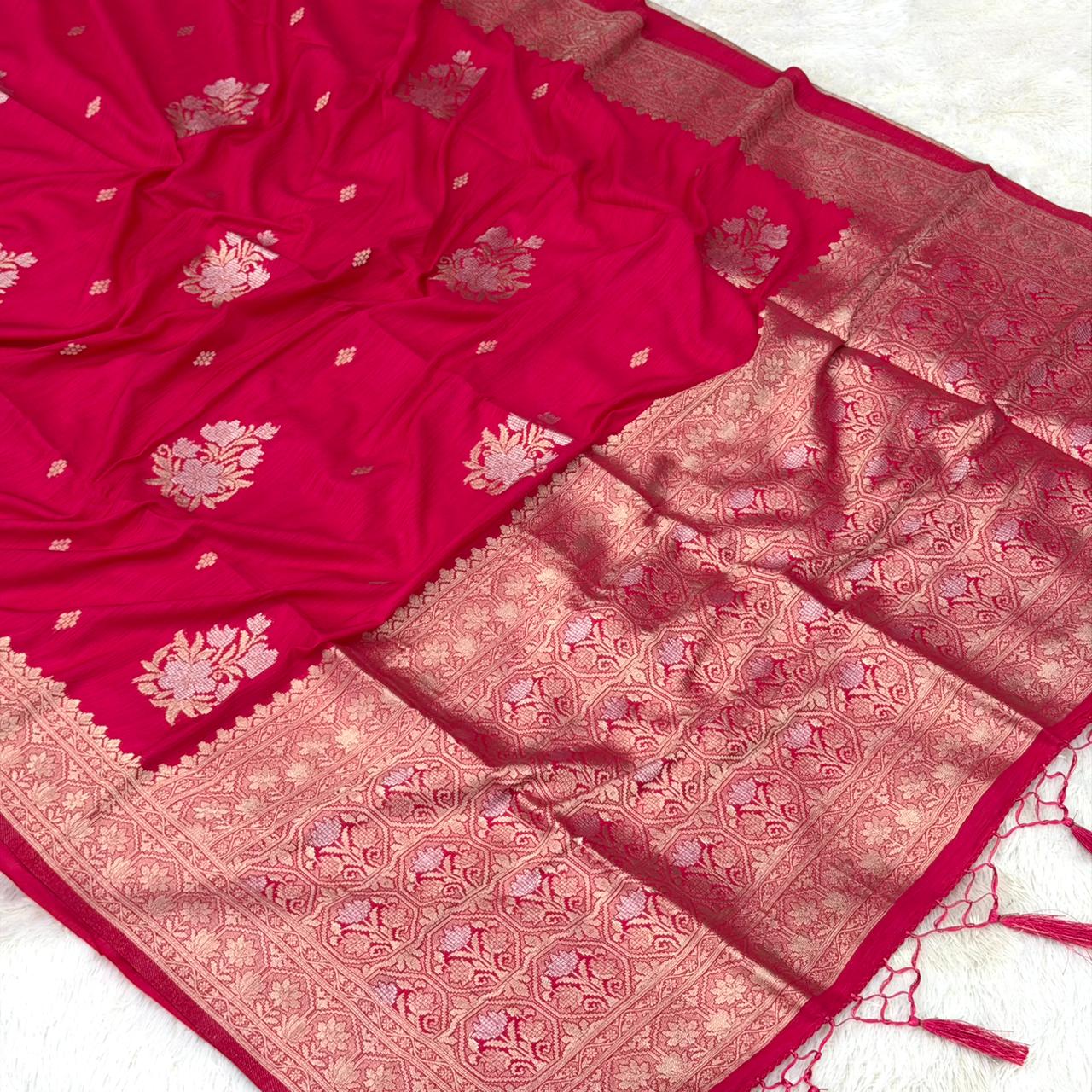 3D floral pattern Saree - Pink
