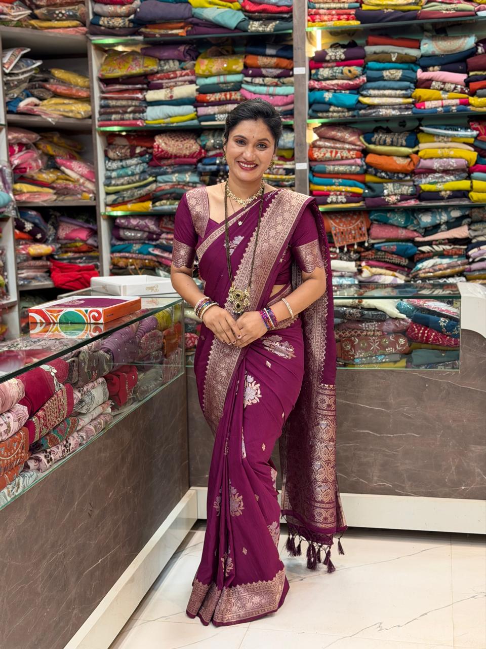 3D floral pattern Saree - Wine