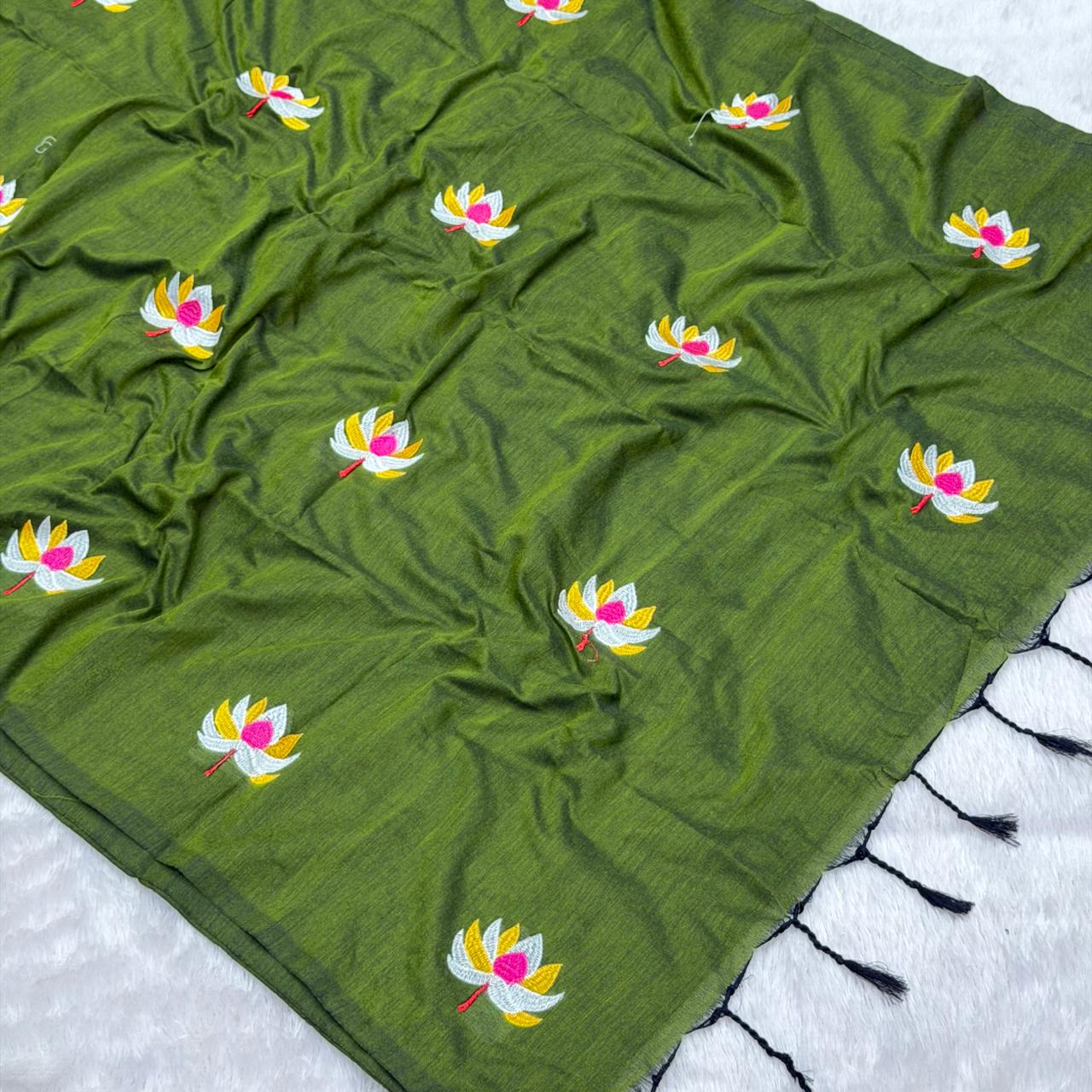 Padma Mal Cotton Saree -  Green