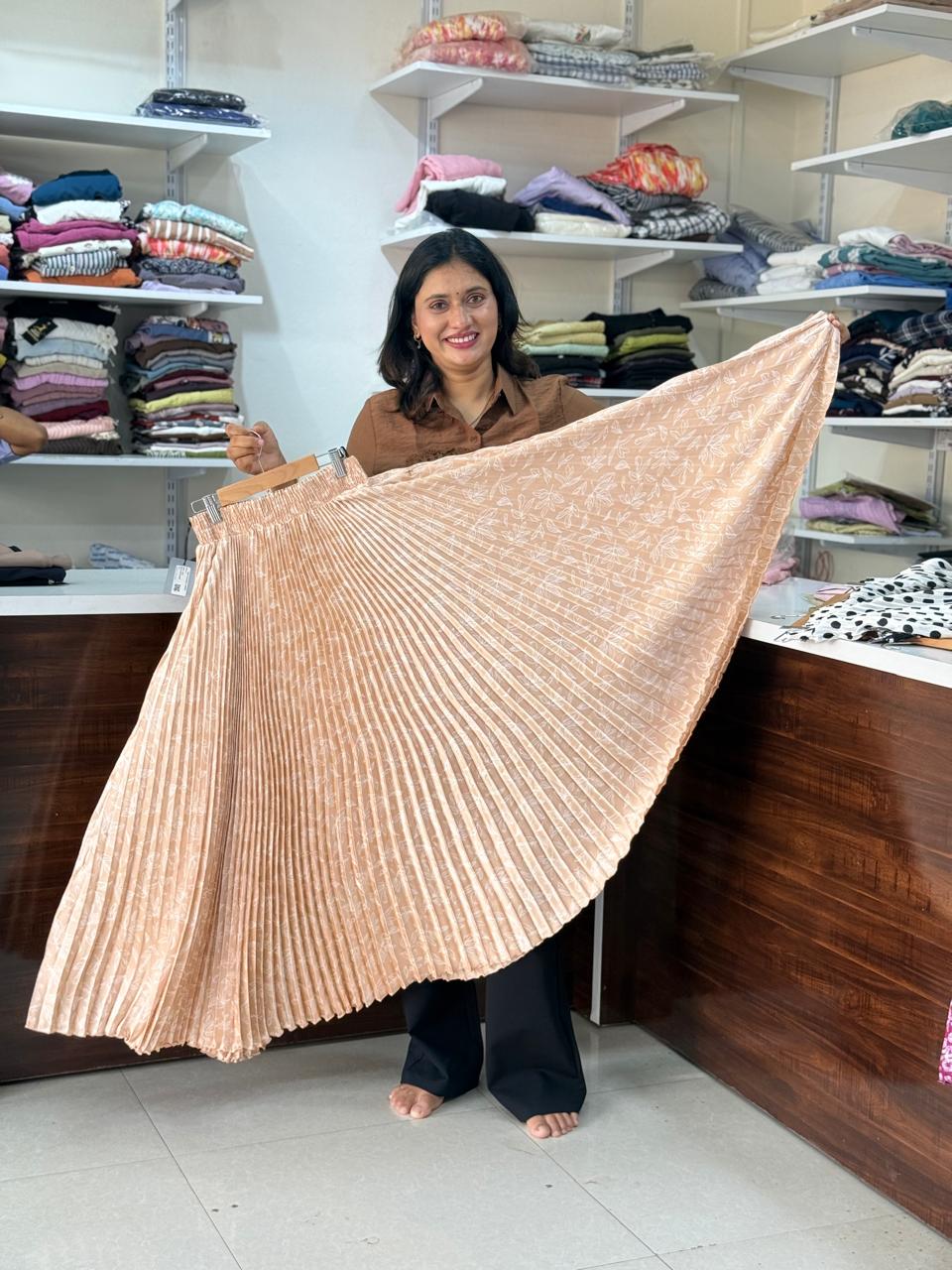 Satin plating fabric best skirt -   Cream