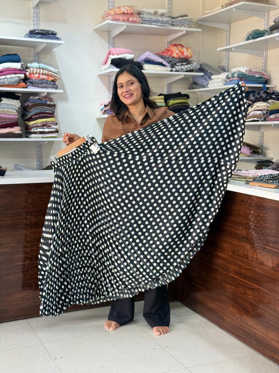 Satin plating fabric best skirt -  Black And White