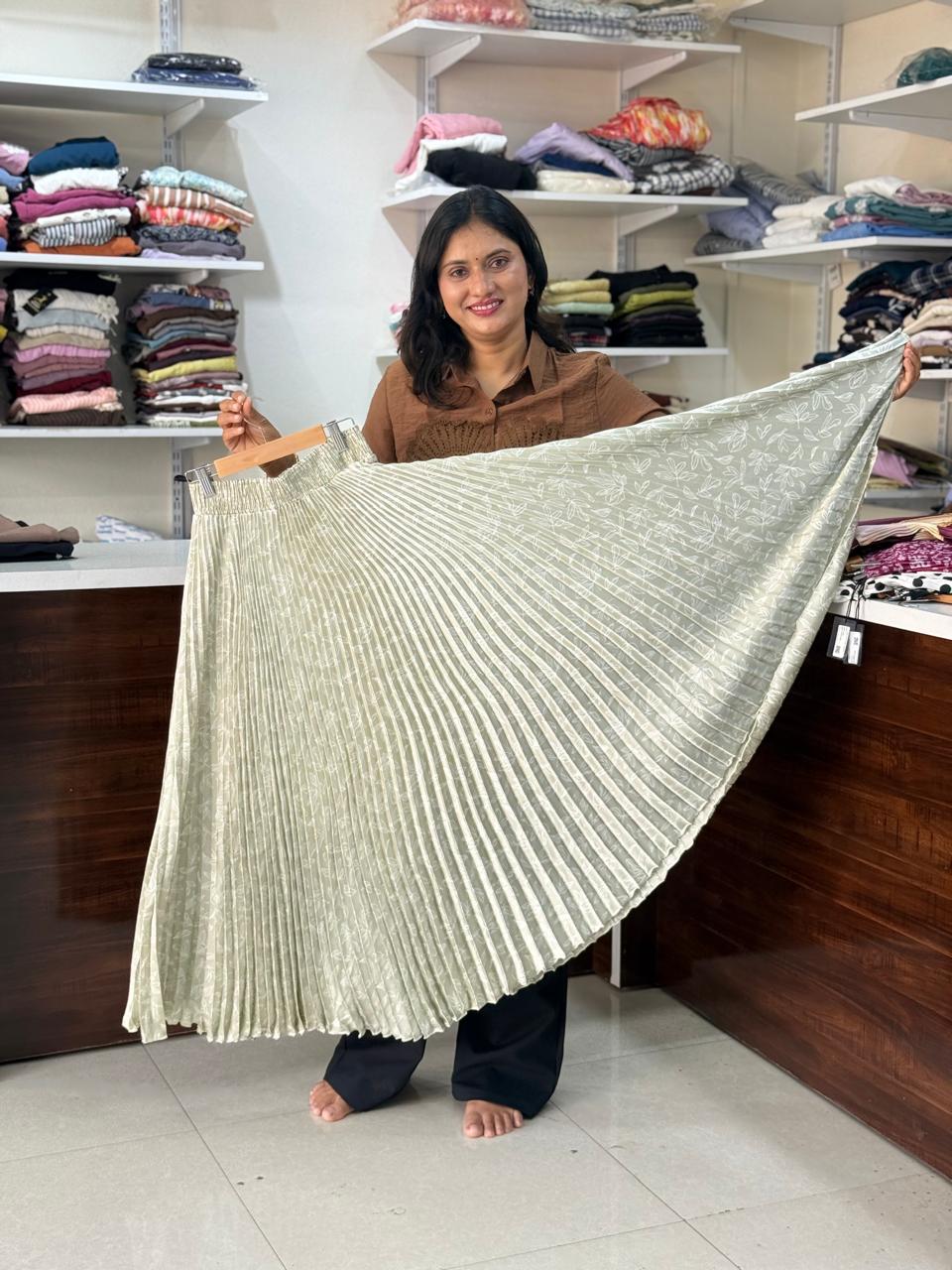 Satin plating fabric best skirt -   Off White