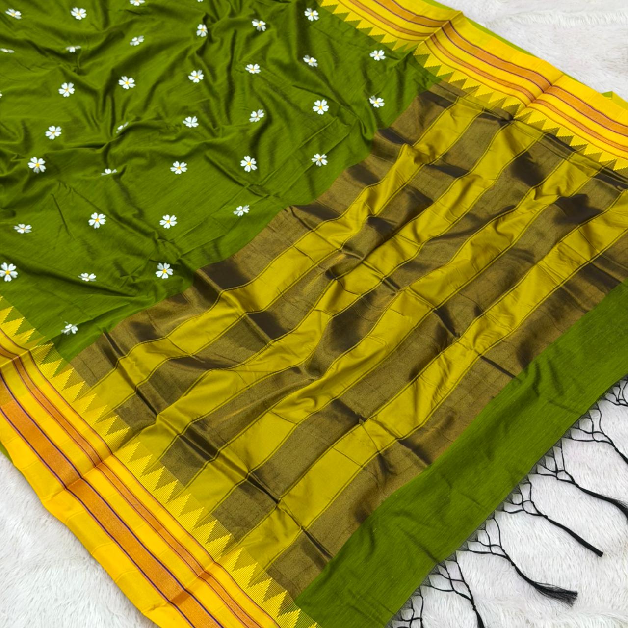 Sadafuli Design Cotton Silk Blend Saree- Green