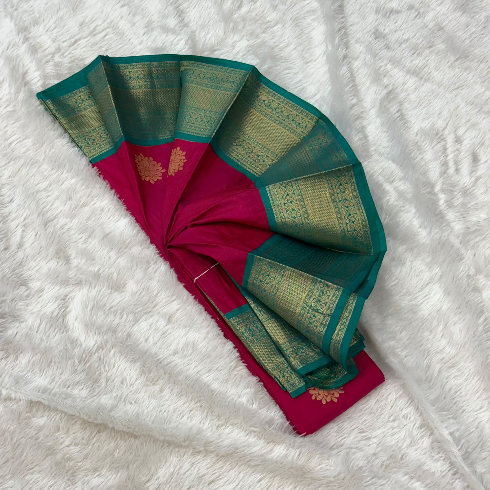 Silk Gadwal Saree - Cherry Pink