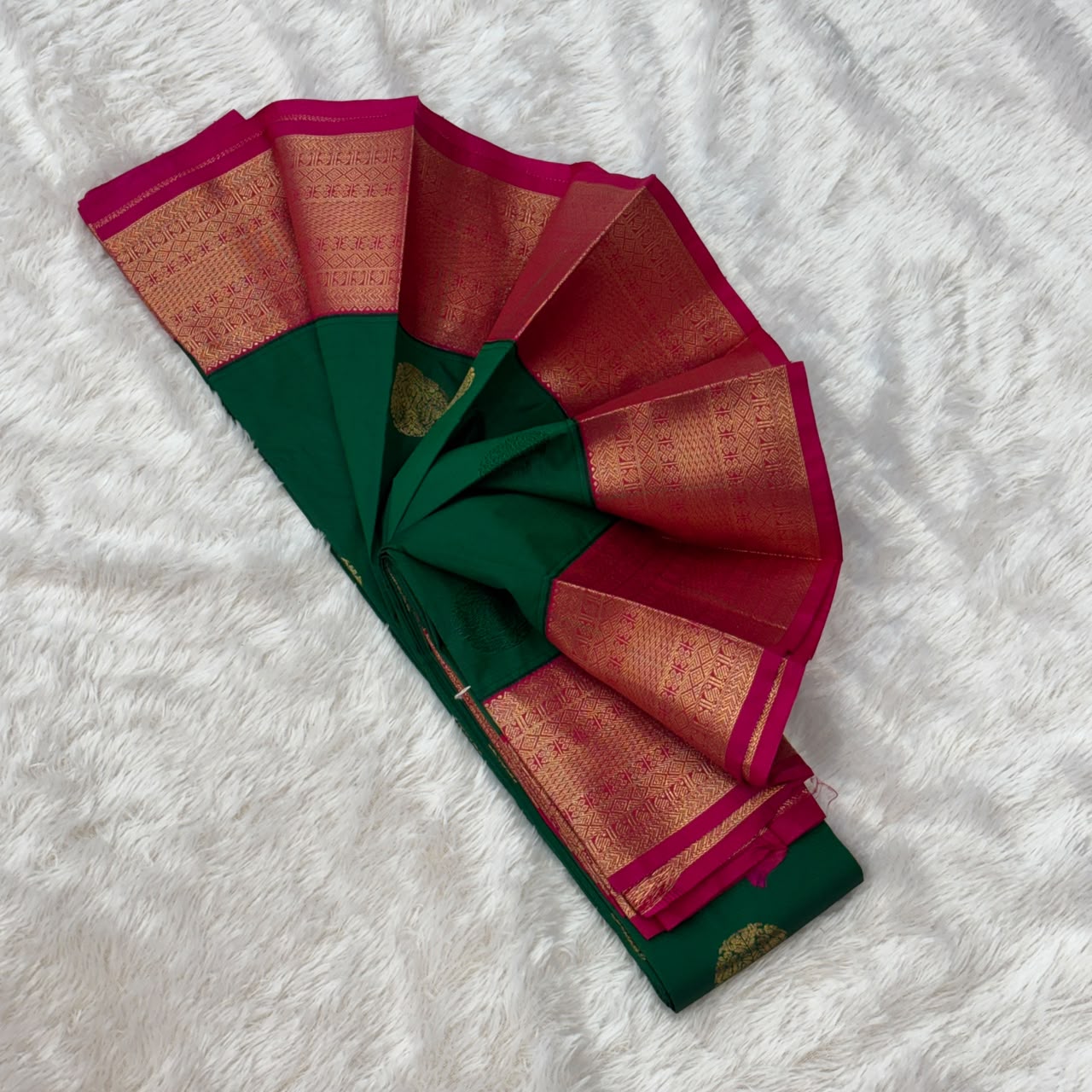 Silk Gadwal Saree - Big Green design saree