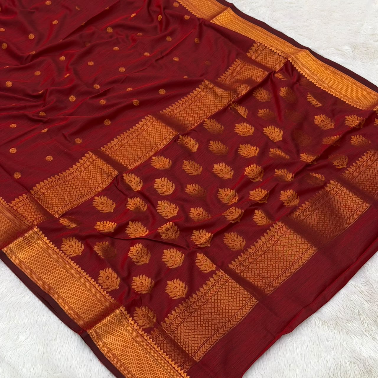 Maratha Paithani -Marron