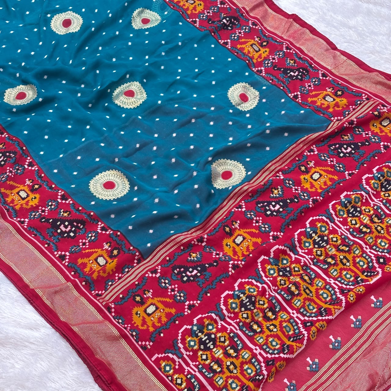 Modern Touch Saree - Blue