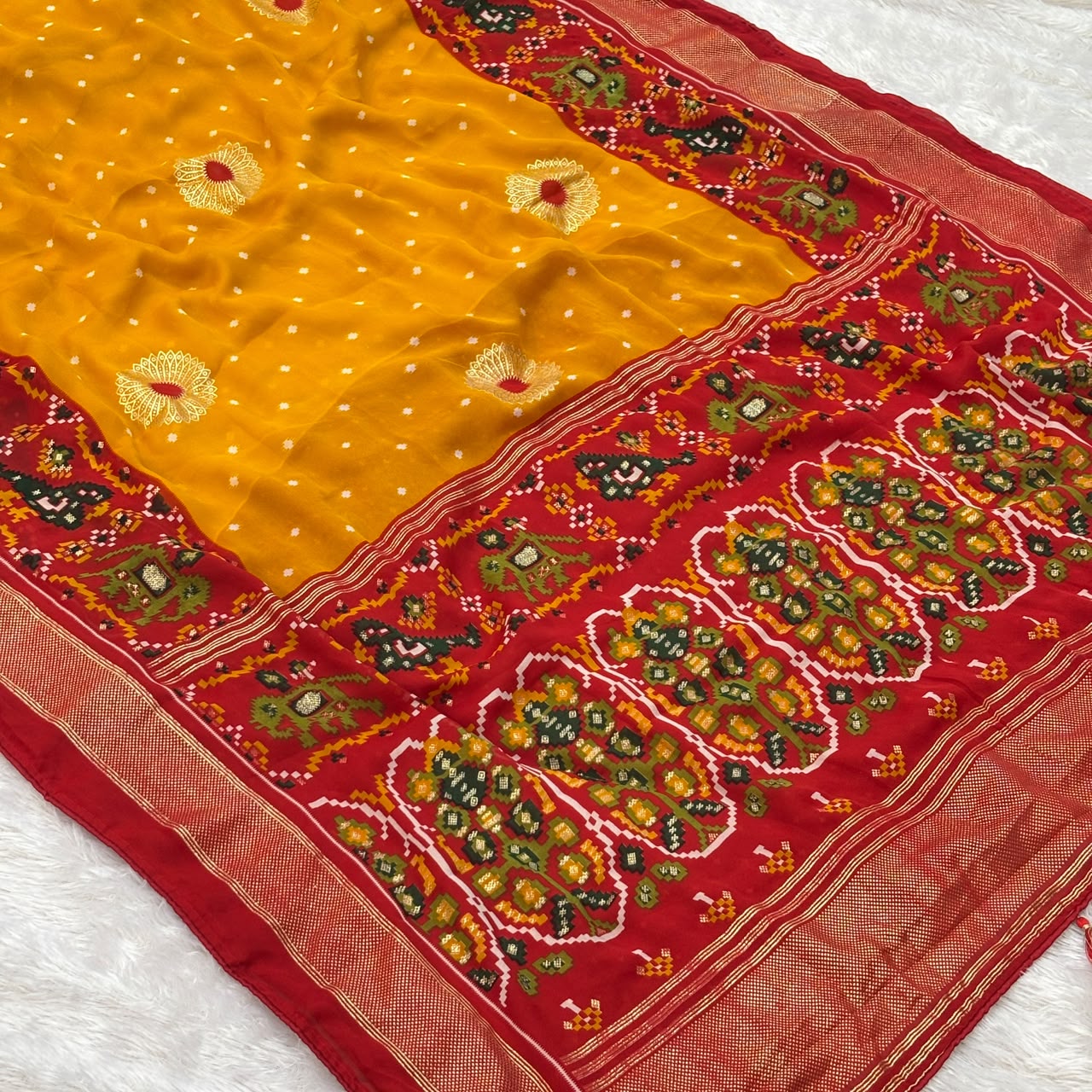 Modern Touch Saree - Yellow