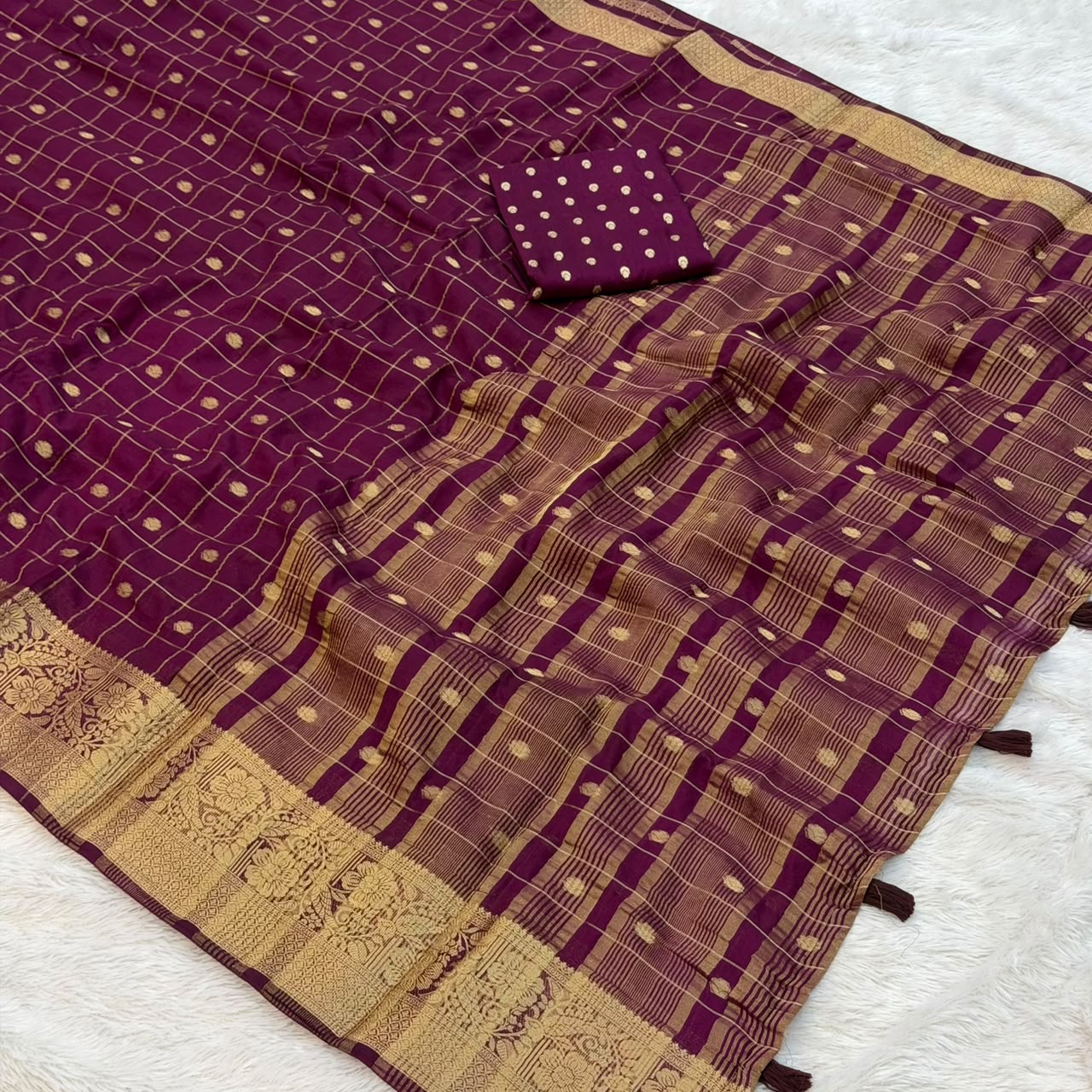 Viscose Check Saree - Wine