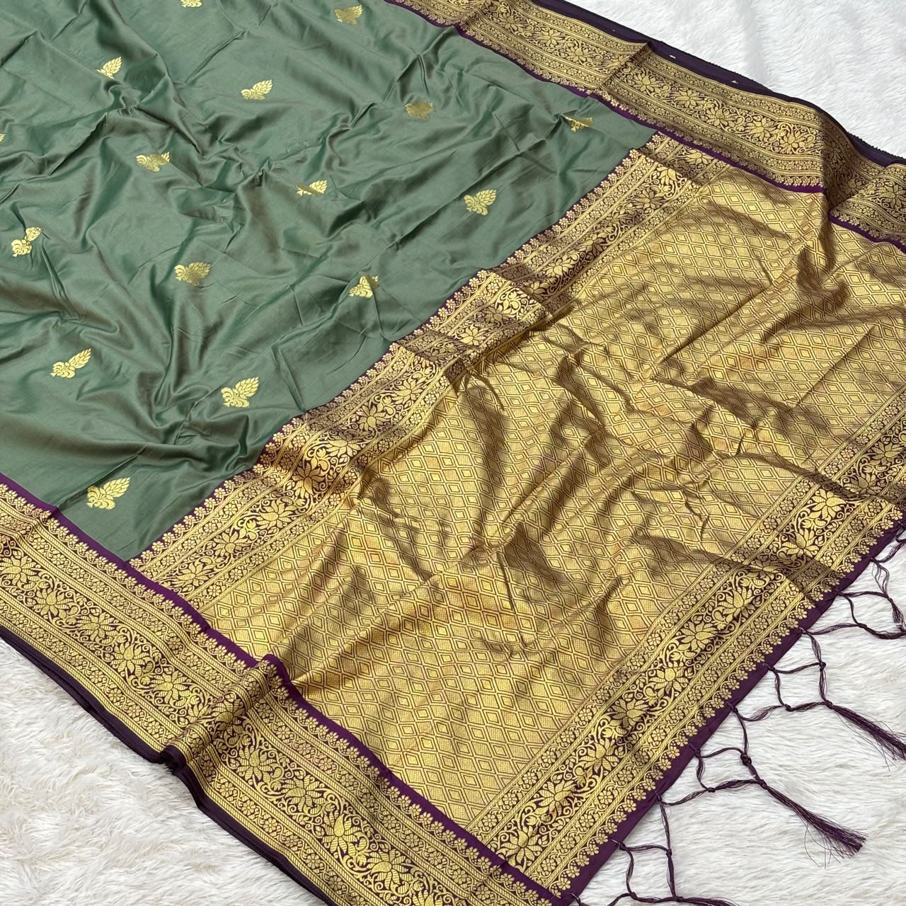 Brown & Golden Zari Work Saree - Pista