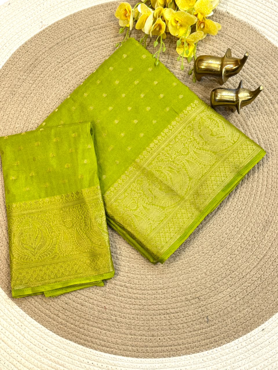 Banarasi Saree with Hazari Butti Work - Parrot Green