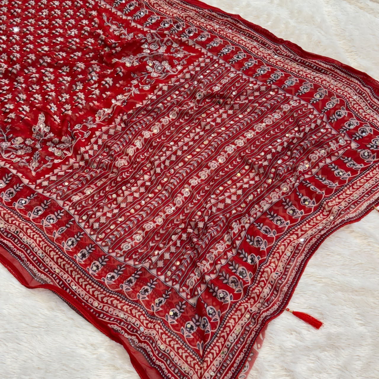 Karina Georgette Printed Saree - Red
