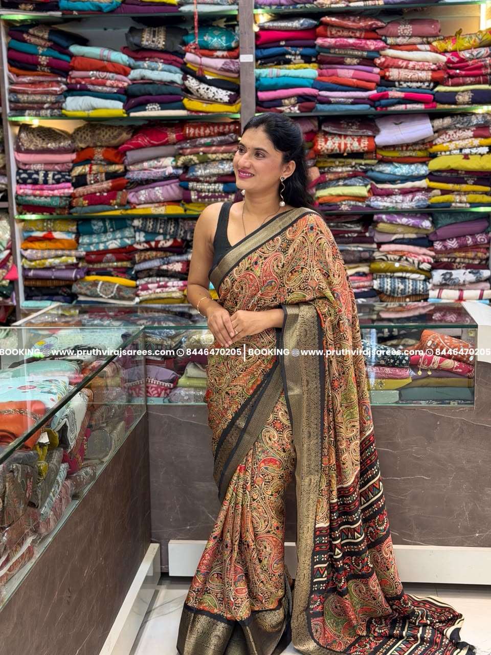 Mashmallo Fabric Saree - Black