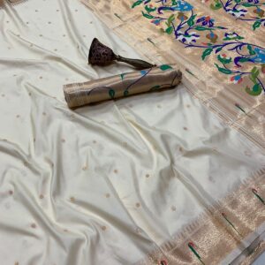 Muniya paithani Off white