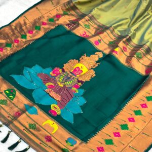 Mahalaxmi paithani : Pista