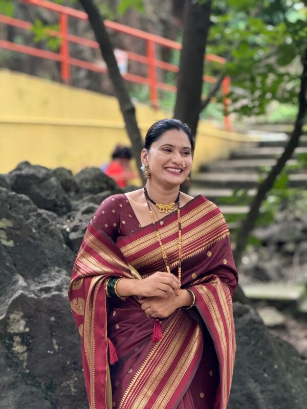Narayanpeth Saree : Marron - Image 3
