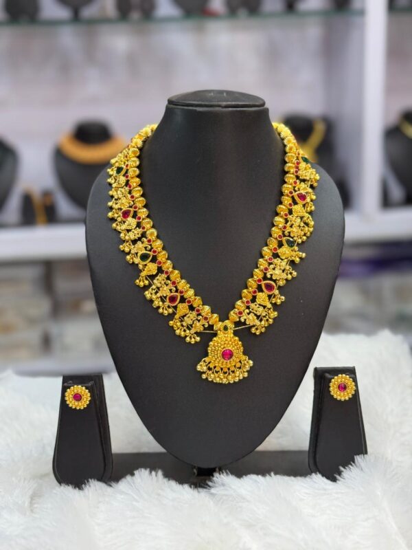 Handmade Kolhapuri Saaj