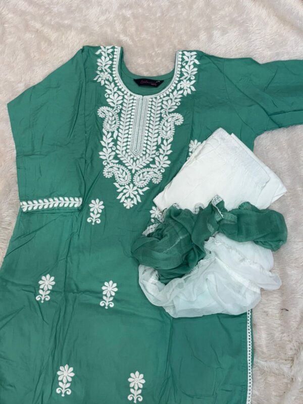 Royal Lakhnavi 3-Piece Dress Set : Pista